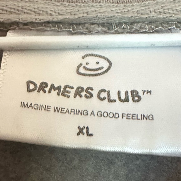 earthy brown/taupe zip-up hoodie, DRMERS CLUB ☁️ - Picture 2 of 3